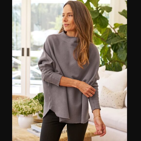 Frank & Eileen Effie Long-Sleeve Funnel Neck Capelet - Picture 1 of 9